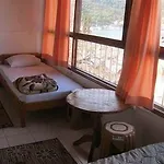 Ferah Monica's Place Hostel