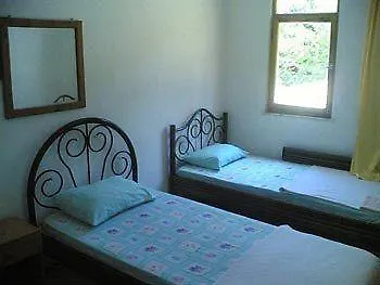 Hostel Ferah Monica's Place