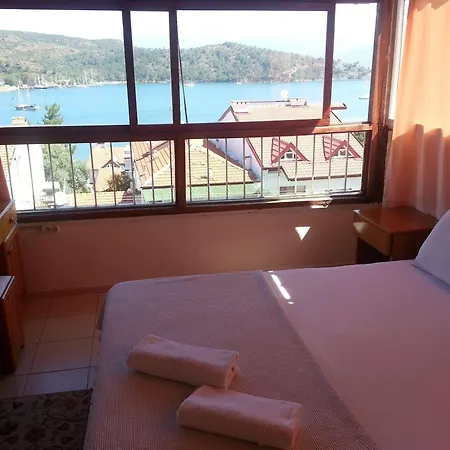 بيت شباب Ferah Monica's Place