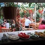 Ferah Monica's Place Хостел Фетхие