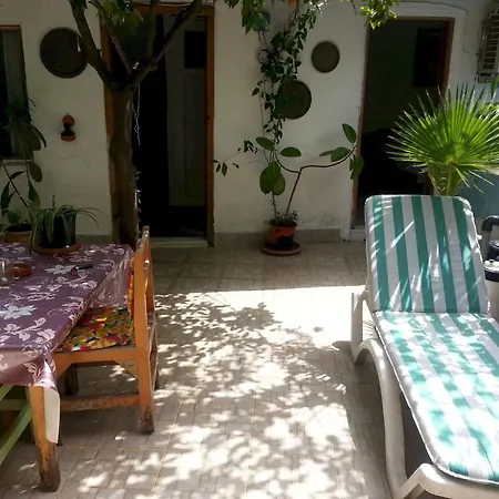 Ferah Monica's Place Vandrerhjem Fethiye