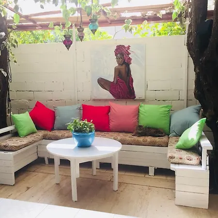 Ferah Monica's Place *